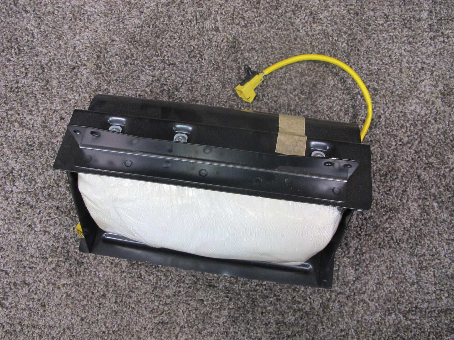 2000-2002 Chevrolet Camaro Z28 Front Right Passenger SRS Air Bag OEM