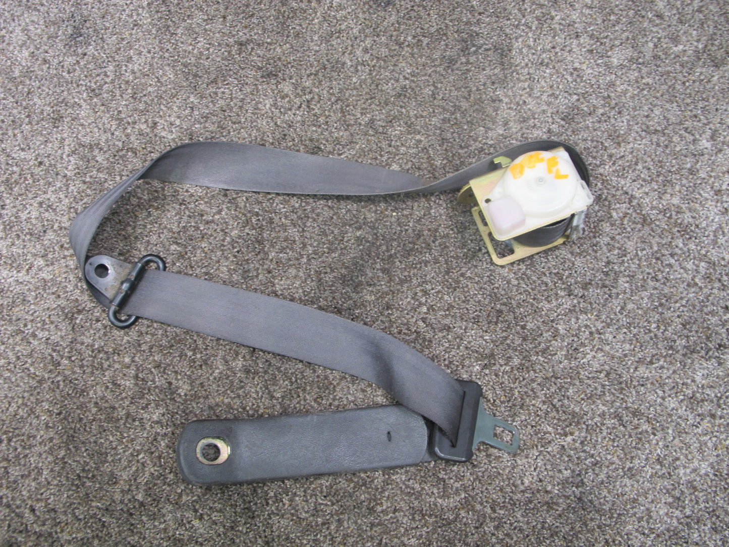 2000-2002 Chevrolet Camaro Z28 Front Driver and Passenger Seat Belts Set OEM