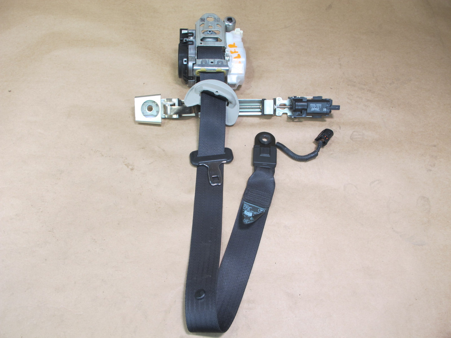 2007-2012 Lexus LS460 LS600hL Front Left & Right Seat Belt Retractor Set OEM