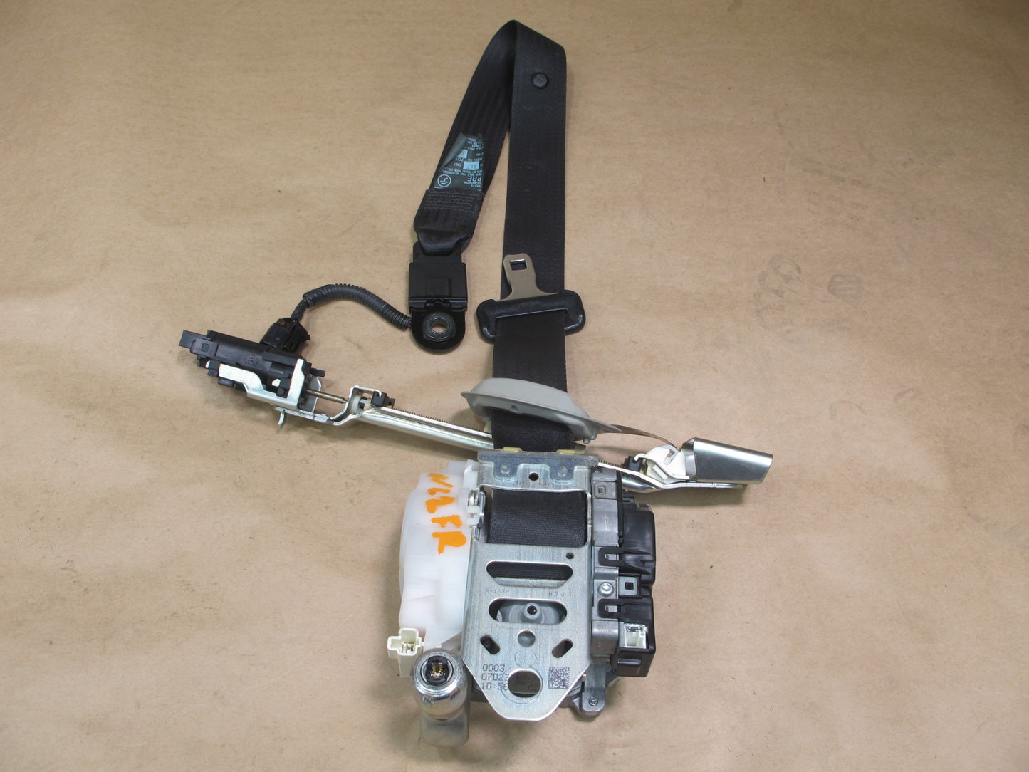 2007-2012 Lexus LS460 LS600hL Front Left & Right Seat Belt Retractor Set OEM