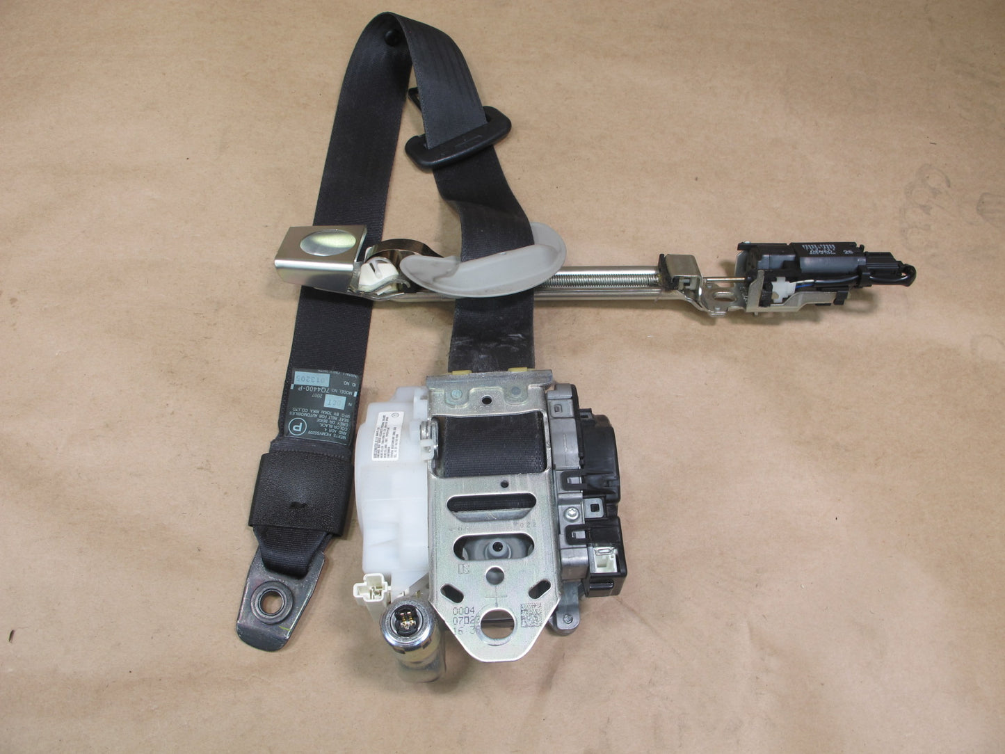 2007-2012 Lexus LS460 LS600hL Front Left & Right Seat Belt Retractor Set OEM