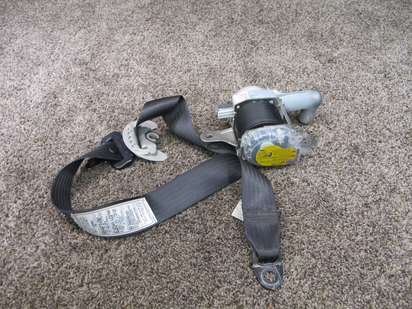 2004-2009 Lexus RX330 RX350 RX400h Front Left & Right seat Belt OEM