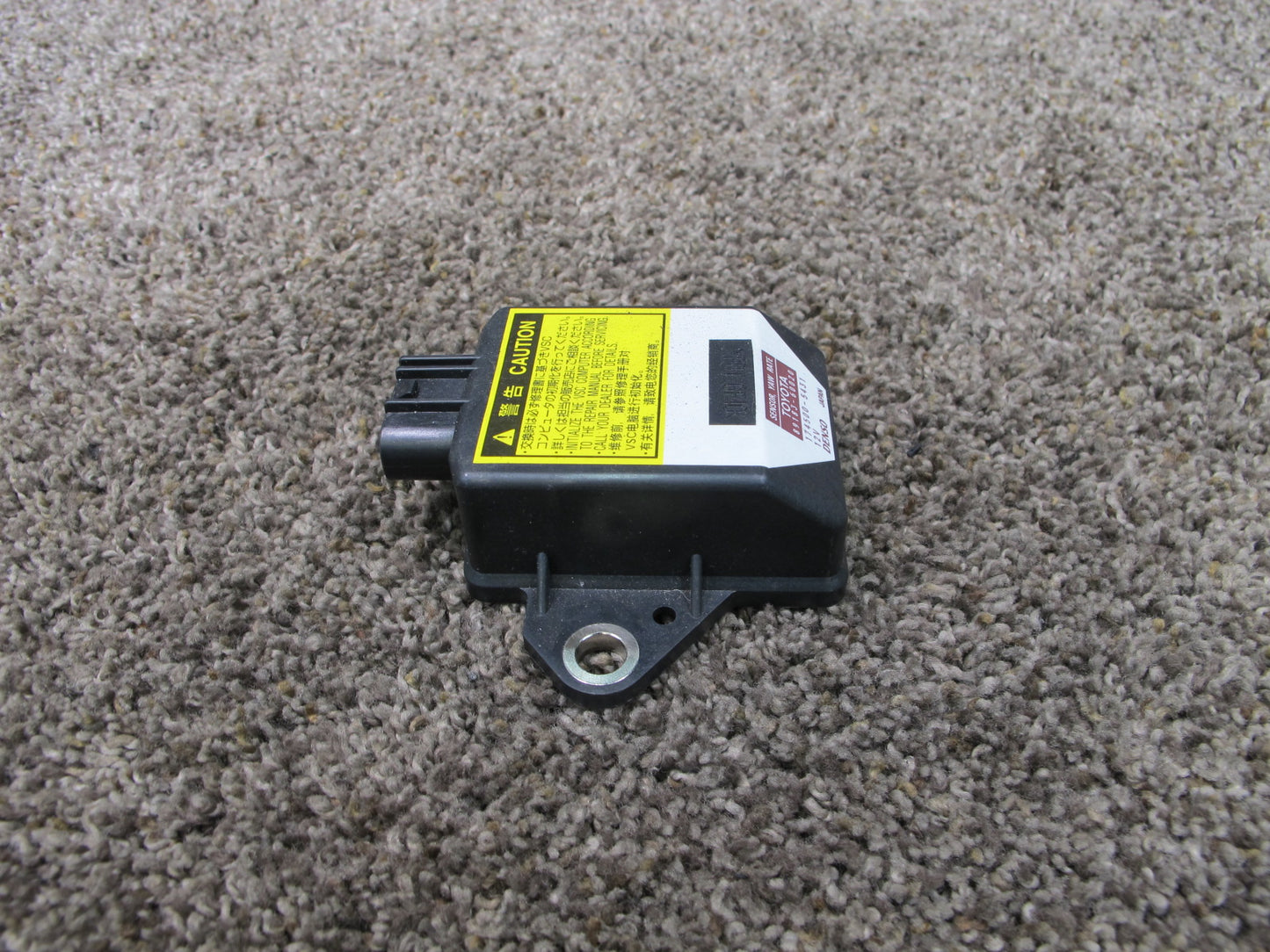 2004-2008 Lexus RX330 RX350 RX400h Yaw Rate Sensor & 4 Impact Sensors OEM