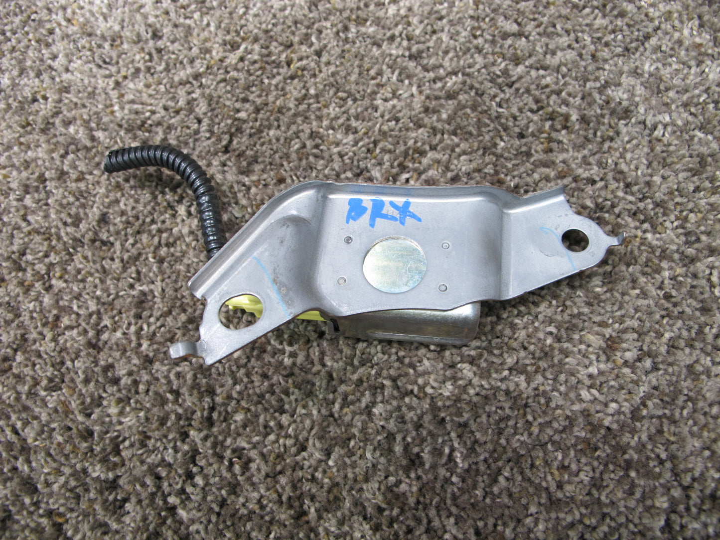 2004-2008 Lexus RX330 RX350 RX400h Yaw Rate Sensor & 4 Impact Sensors OEM