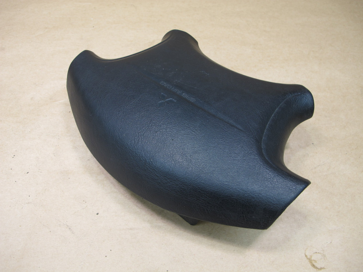 97-99 MITSUBISHI 3000GT FRONT LEFT DRIVER SIDE STEERING WHEEL SRS AIRBAG OEM