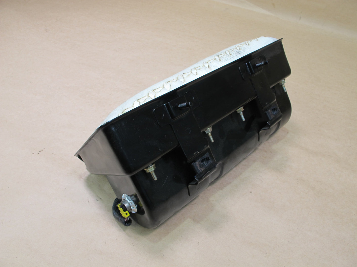 02-05 FORD THUNDERBIRD FRONT RIGHT PASSENGER SIDE DASH SRS AIRBAG OEM