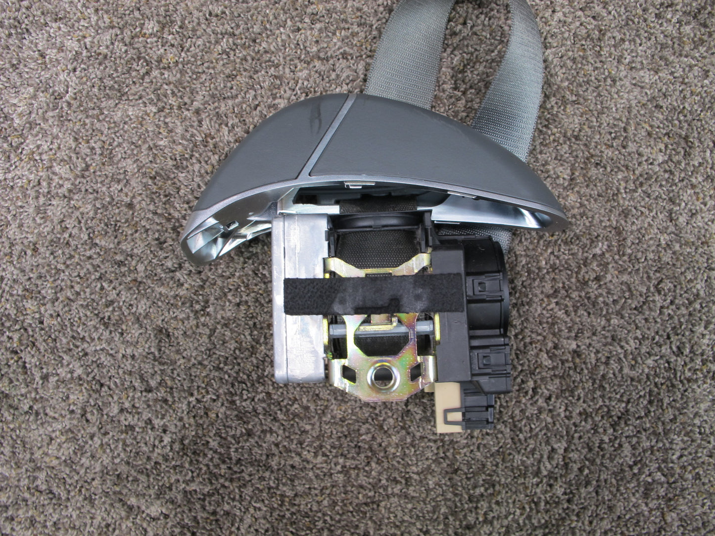 03-08 MERCEDES R230 SL500 FRONT LEFT & RIGHT SIDE SEATBELT RETRACTOR SET OEM