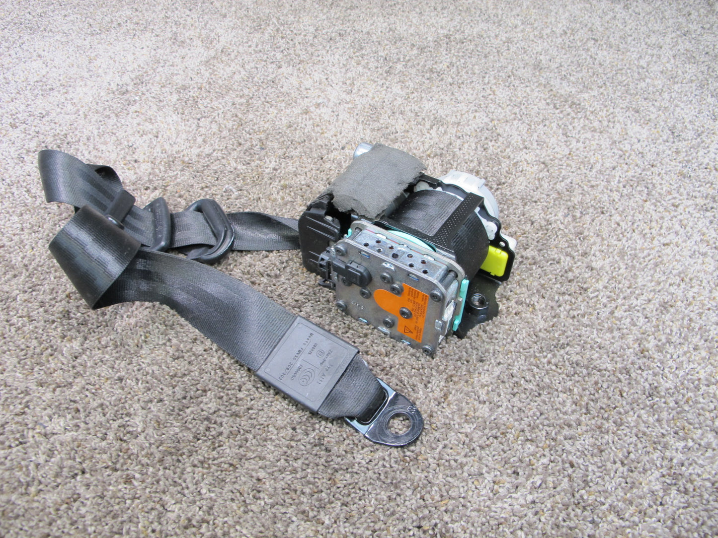 08-17 AUDI A5 S5 FRONT LEFT & RIGHT SIDE SEATBELT RETRACTOR SET OEM