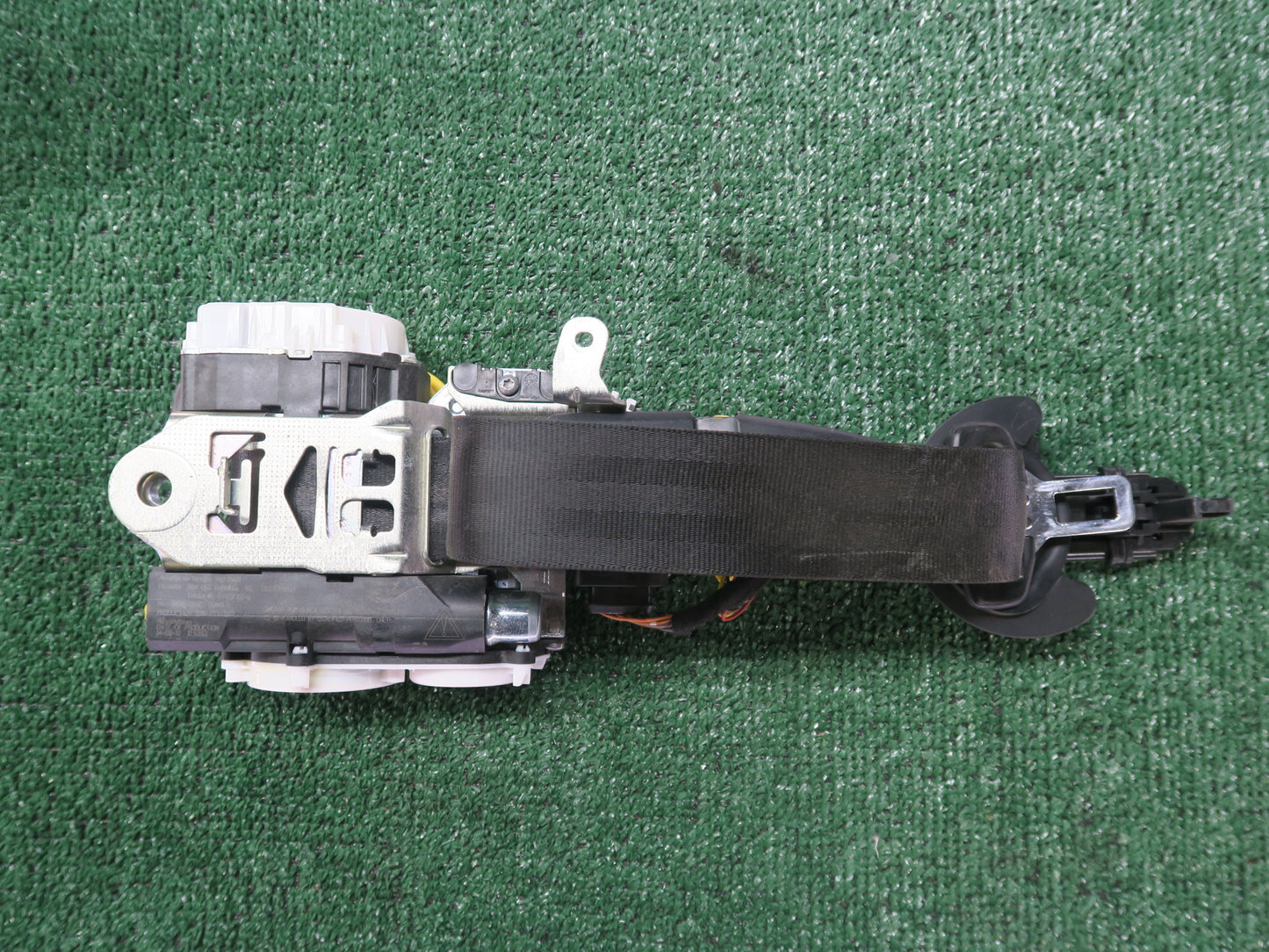 2012-2018 AUDI A6 S6 A7 S7 Front Left Seat Belt Retractor Black OEM