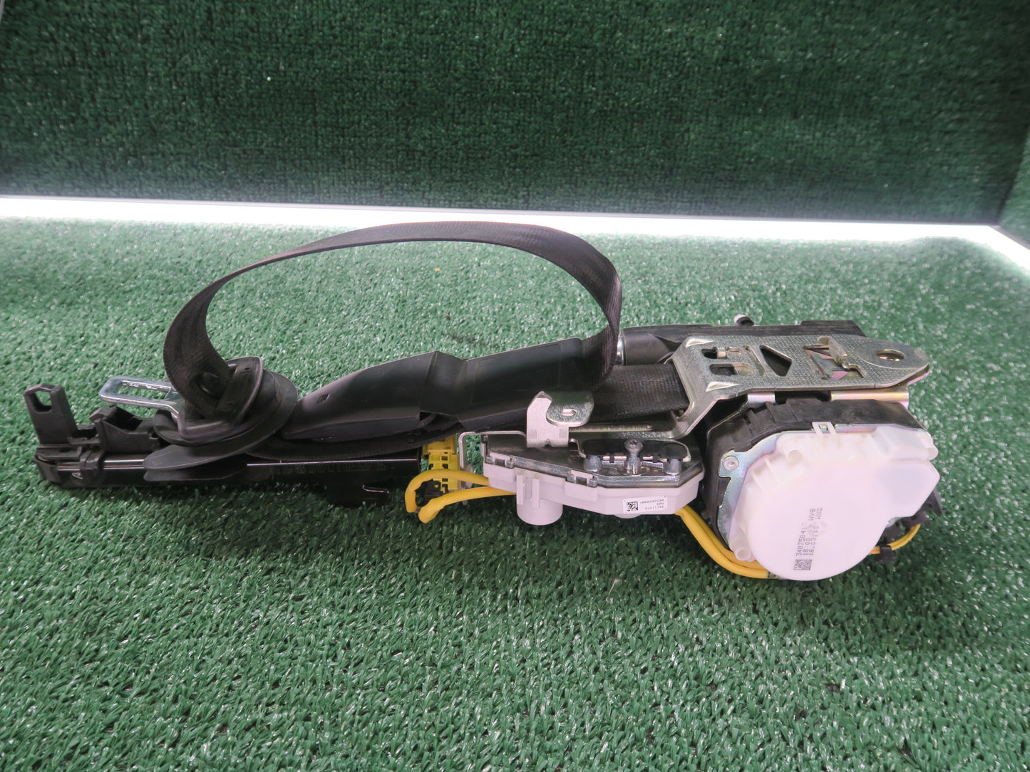 2012-2018 AUDI A6 S6 A7 S7 Front Left Seat Belt Retractor Black OEM