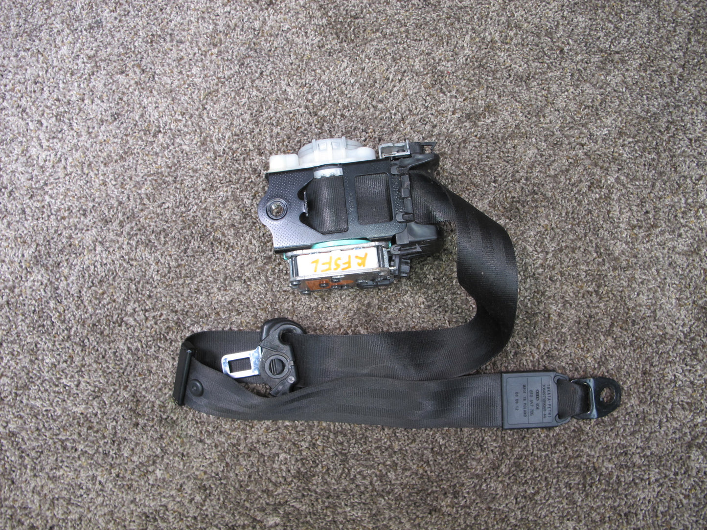 08-17 AUDI A5 S5 FRONT LEFT & RIGHT SIDE SEATBELT RETRACTOR SET OEM