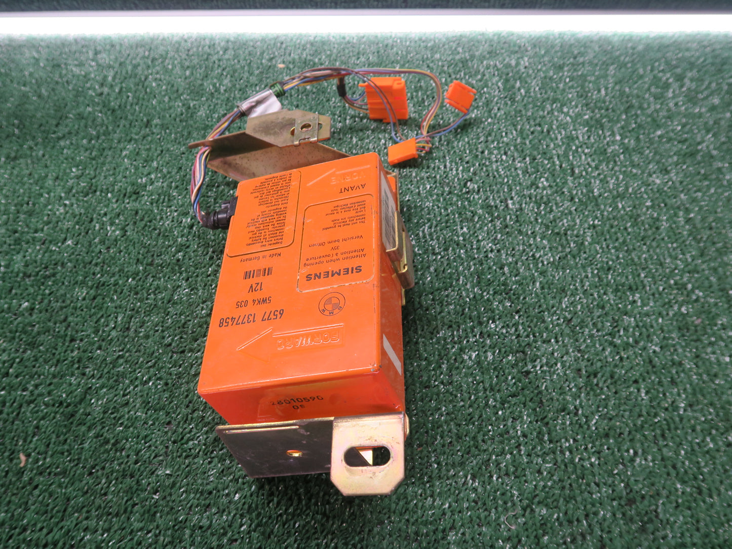 1984-1991 BMW 3-Series E30 SRS Air Bag Control Module OEM