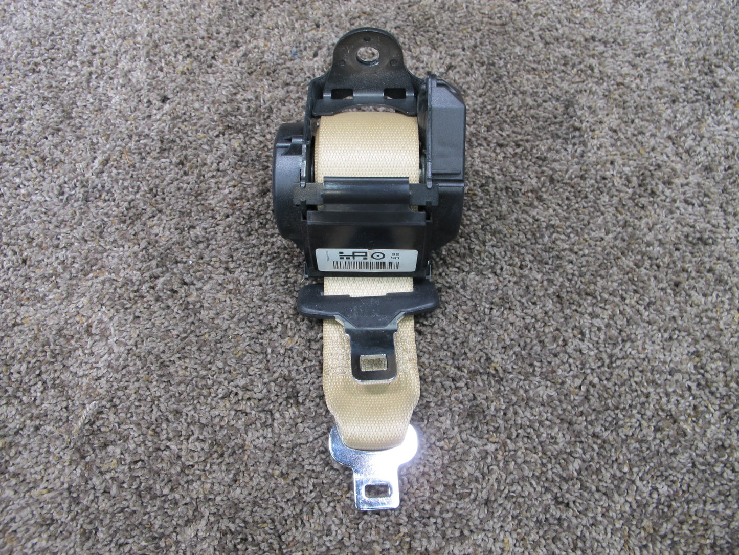 12-18 BMW F30 REAR LEFT CENTER RIGHT SIDE SEATBELT RETRACTOR SET OEM