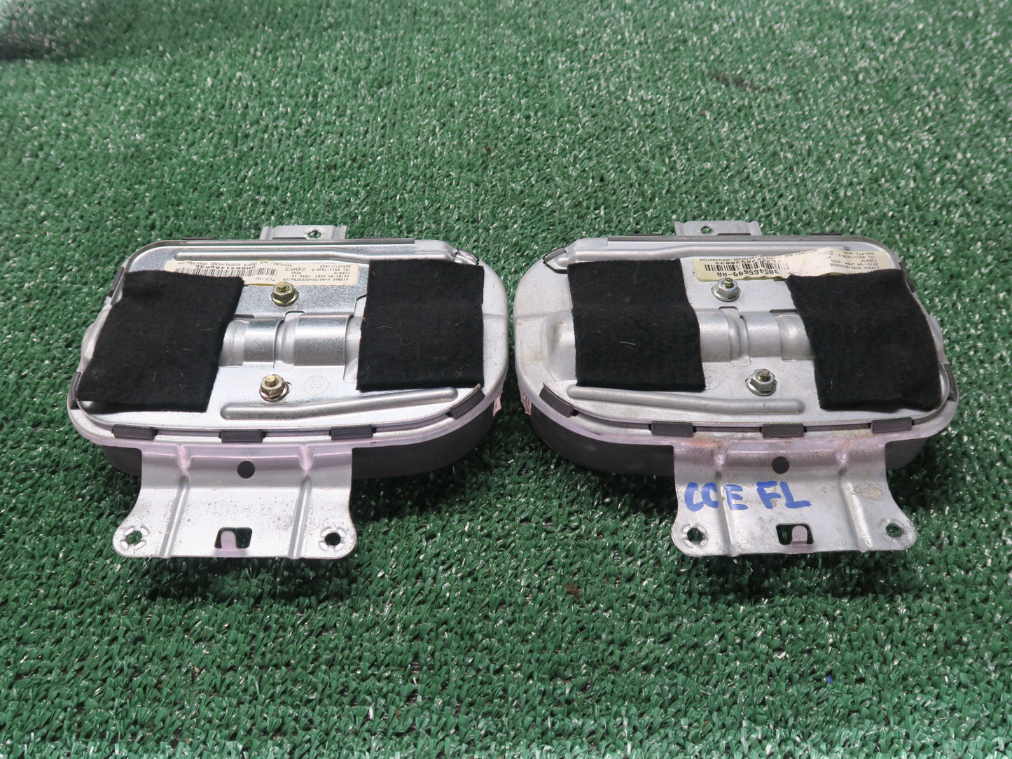 2004-2008 Chrysler Crossfire Left & Right Door SRS Air Bag OEM