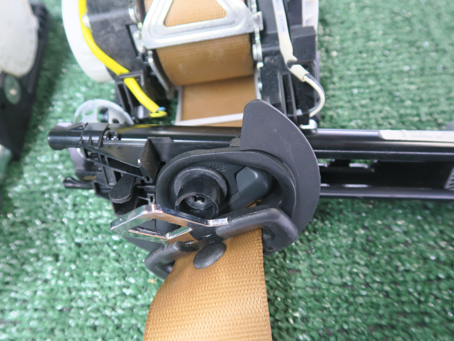 2010-2016 Porsche Panamera Front Left & Right Seat Belt Retractor OEM
