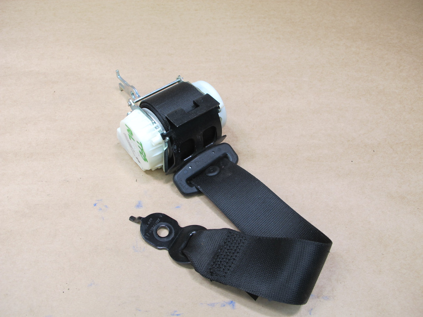 11-16 BMW F10 REAR LEFT CENTER RIGHT SIDE SEATBELT RETRACTOR SET OEM