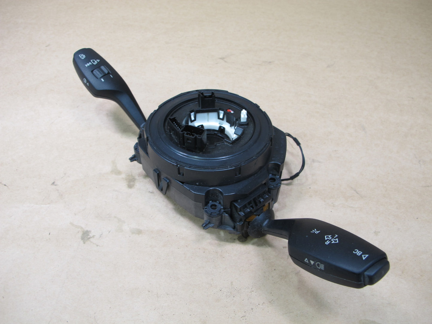 12-16 BMW F30 STEERING COLUMN TURN SIGNAL WIPER MULTI SWITCH 9253749 OEM