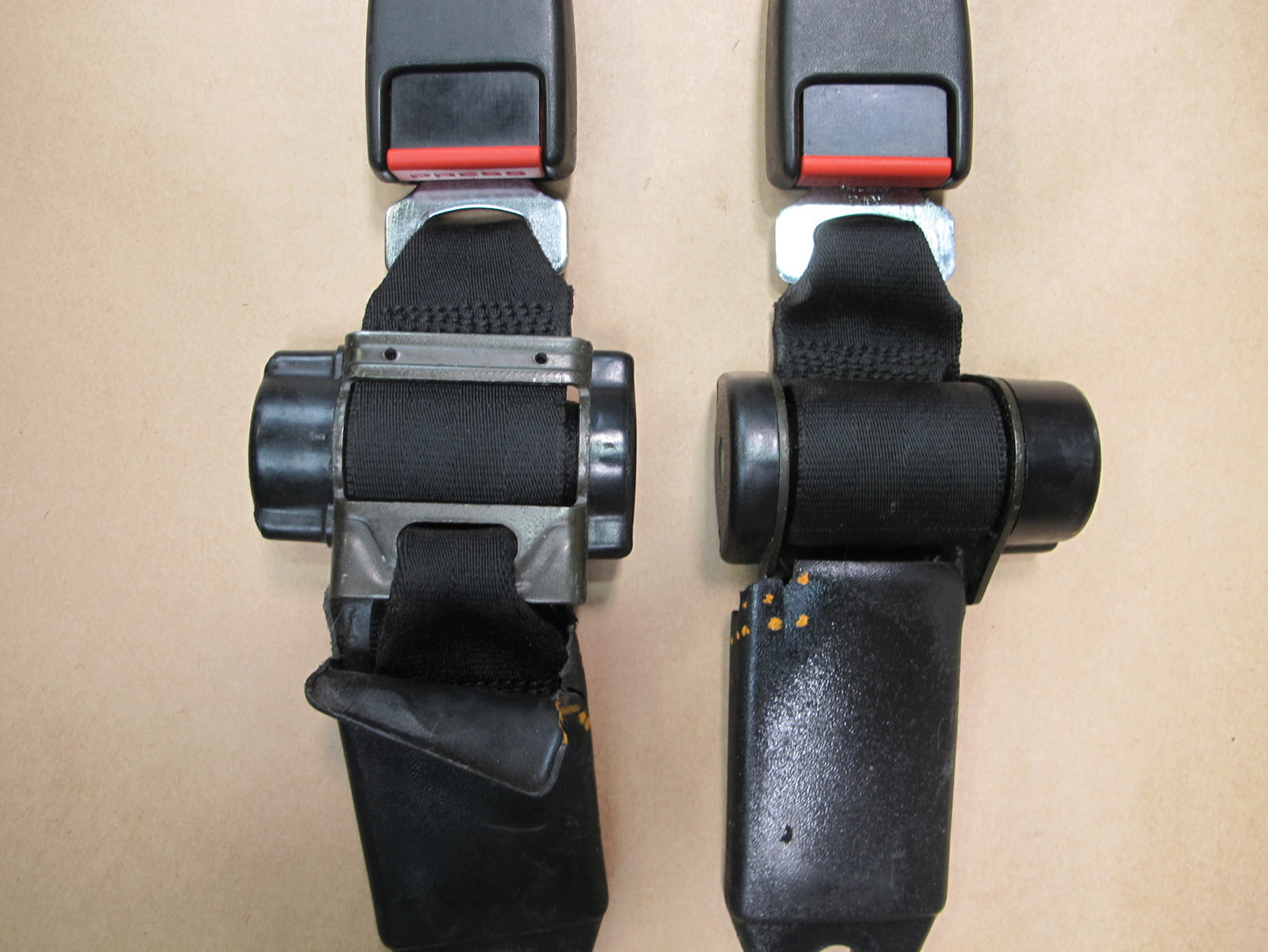84-89 PORSCHE 944 REAR LEFT & RIGHT SIDE SEATBELT RETRACTOR SET OEM