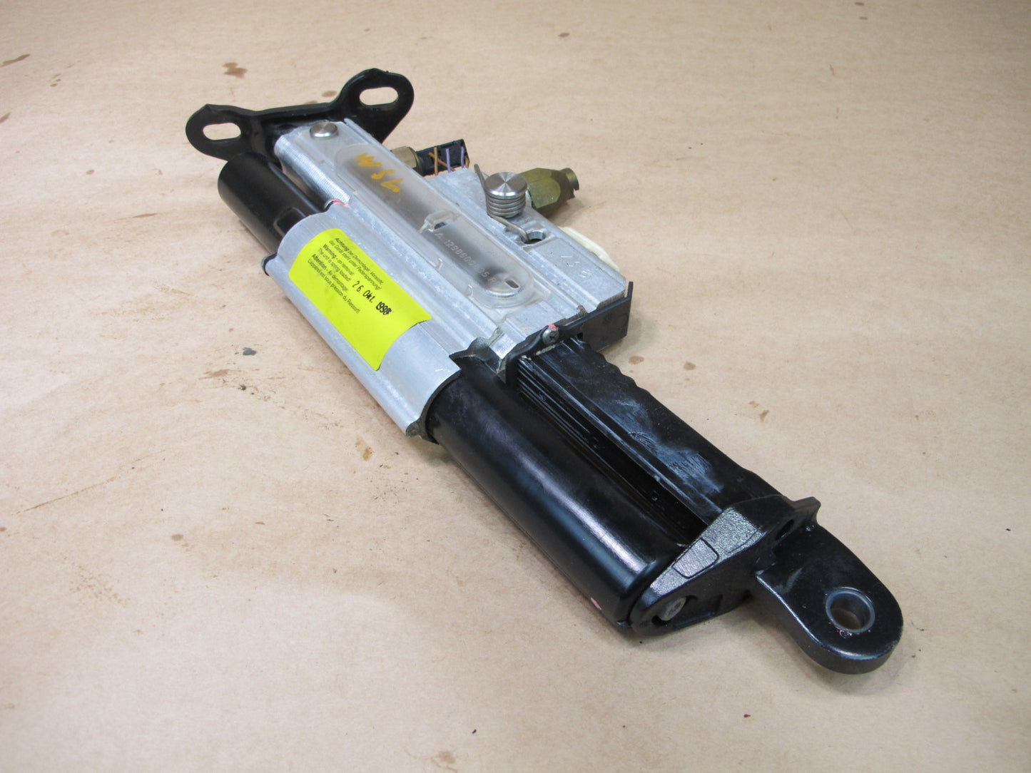 90-02 MERCEDES R129 SL500 RIGHT PASSENGER SIDE ROLL BAR HYDRAULIC CYLINDER