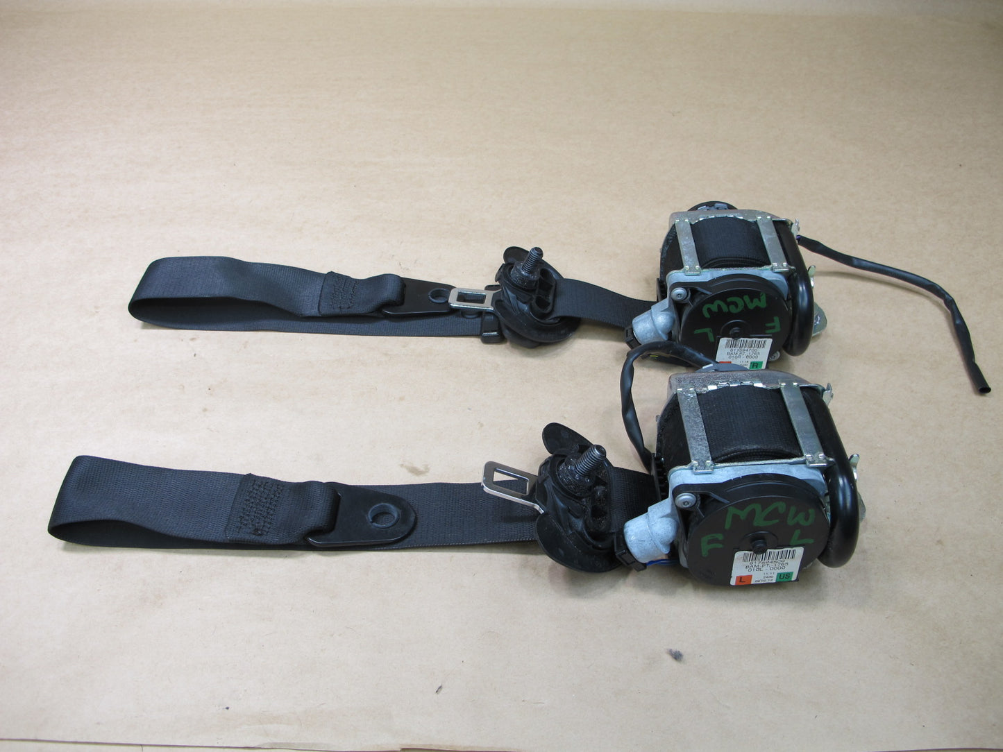 2010-2016 Mini Countryman R60 Driver & Passenger Seat Belt Retractors OEM