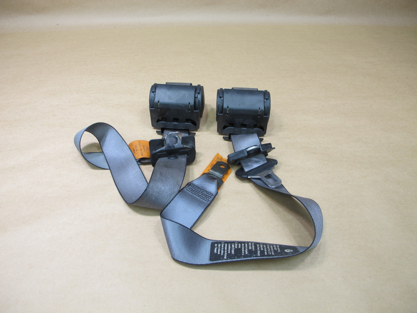 97-03 BMW E39 5-SERIES FRONT LEFT & RIGHT SIDE SEATBELT RETRACTOR SET OEM