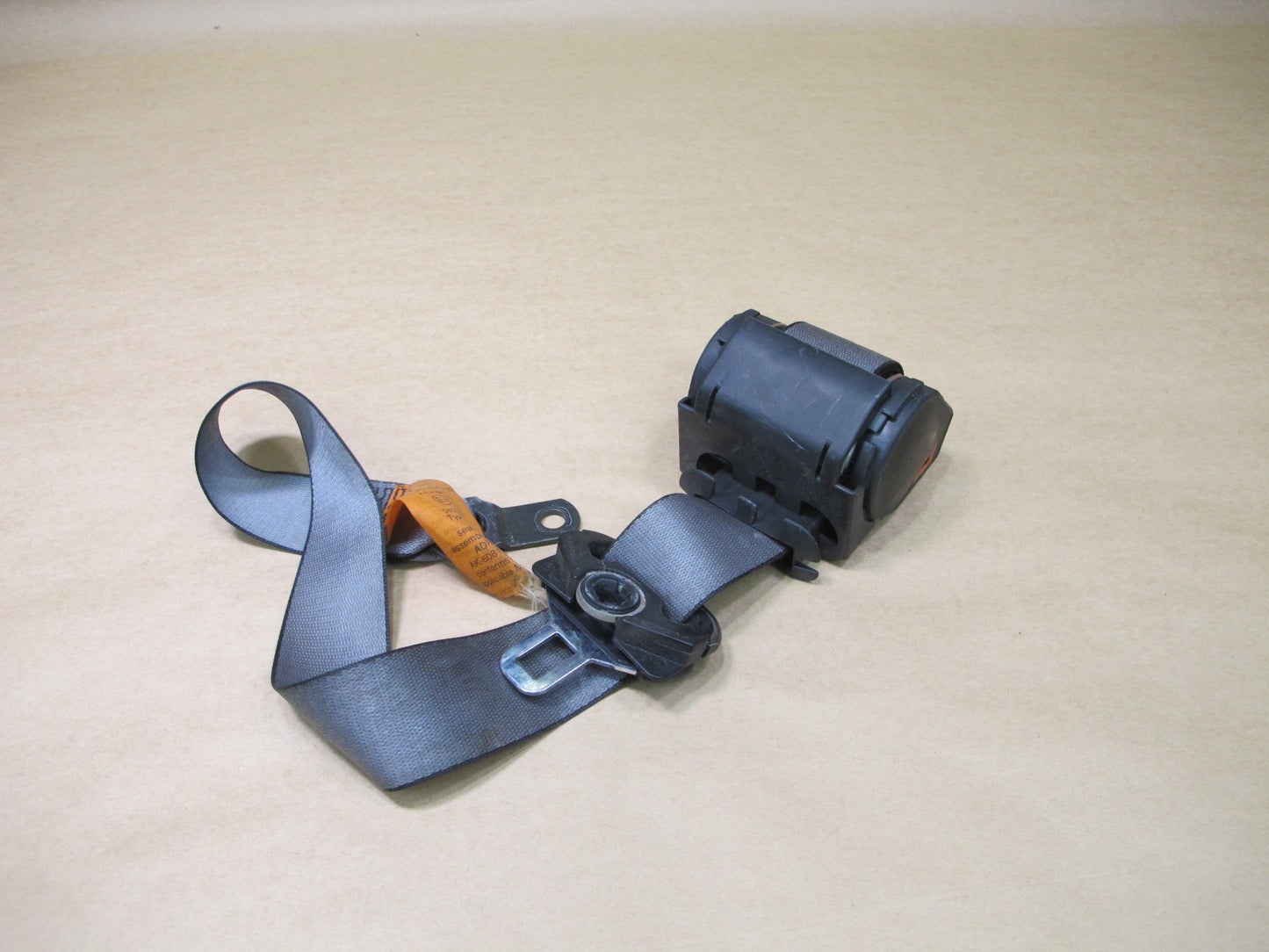 97-03 BMW E39 5-SERIES FRONT LEFT & RIGHT SIDE SEATBELT RETRACTOR SET OEM