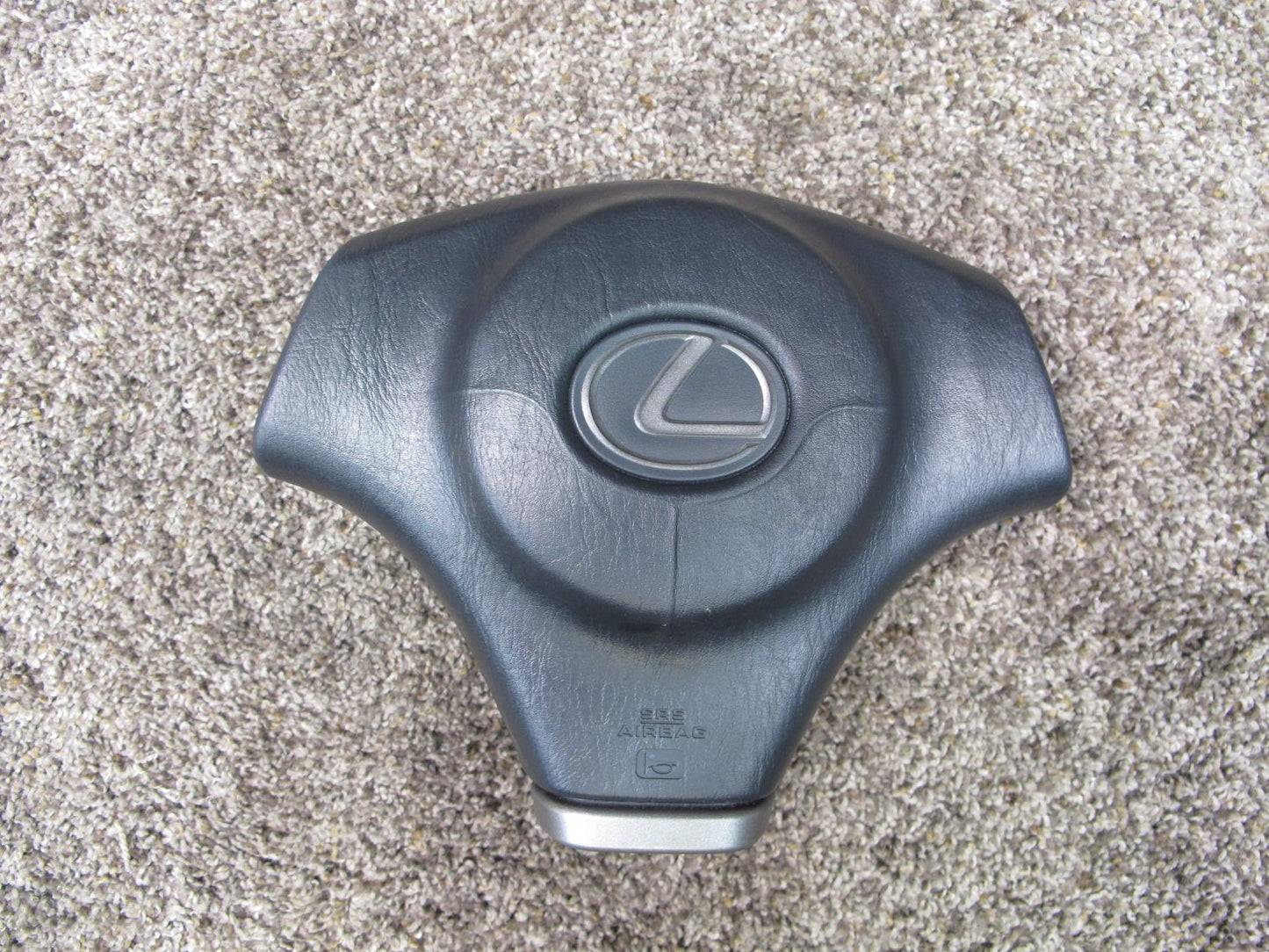 01-05 LEXUS IS300 FRONT LEFT DRIVER SIDE STEERING WHEEL SRS AIRBAG OEM