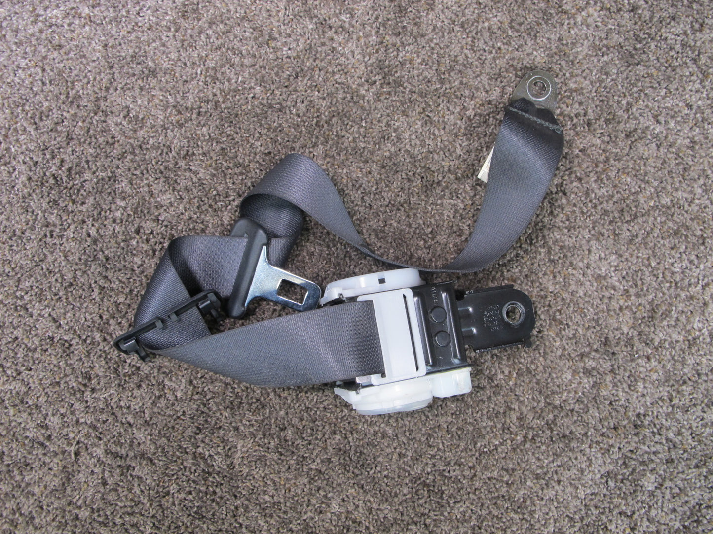 01-05 LEXUS GS300 GS430 REAR LEFT CENTER RIGHT SIDE SEATBELT RETRACTOR SET OEM