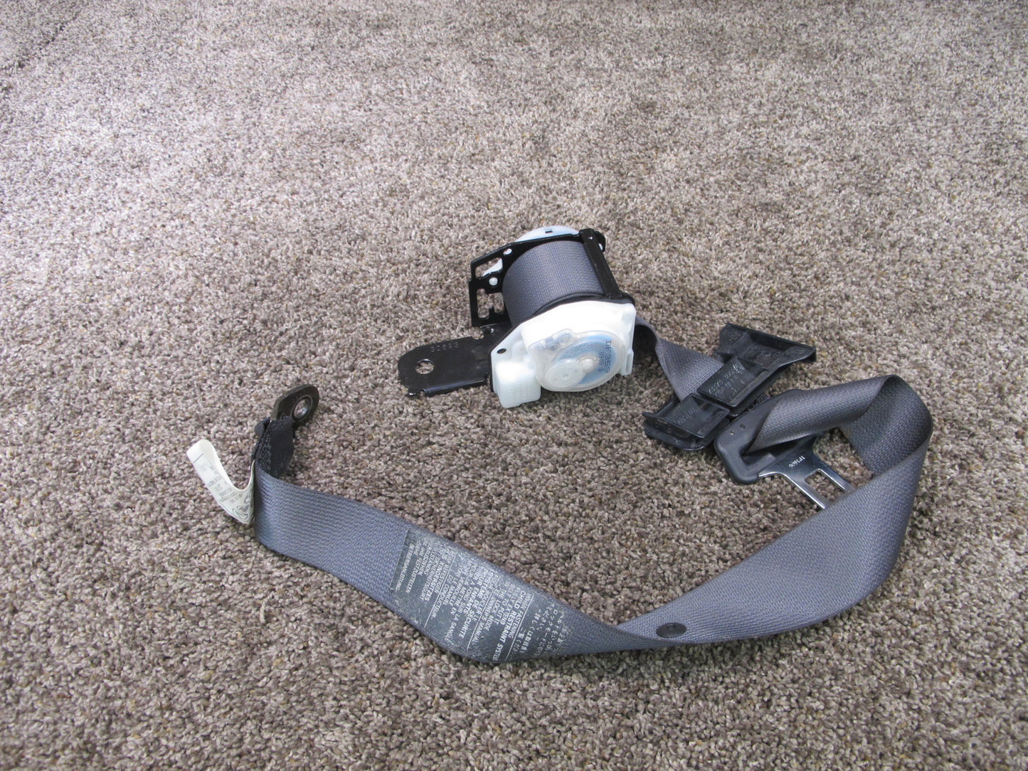 01-05 LEXUS GS300 GS430 REAR LEFT CENTER RIGHT SIDE SEATBELT RETRACTOR SET OEM