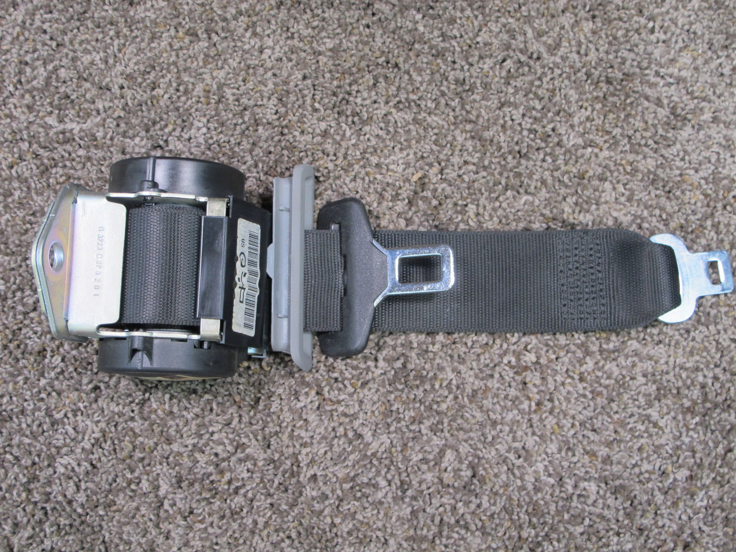 07-11 BMW E90 REAR LEFT CENTER RIGHT SEATBELT RETRACTOR SET OEM
