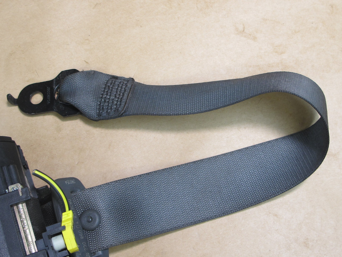 03-08 MERCEDES R230 SL500 FRONT LEFT & RIGHT SIDE SEATBELT RETRACTOR SET OEM