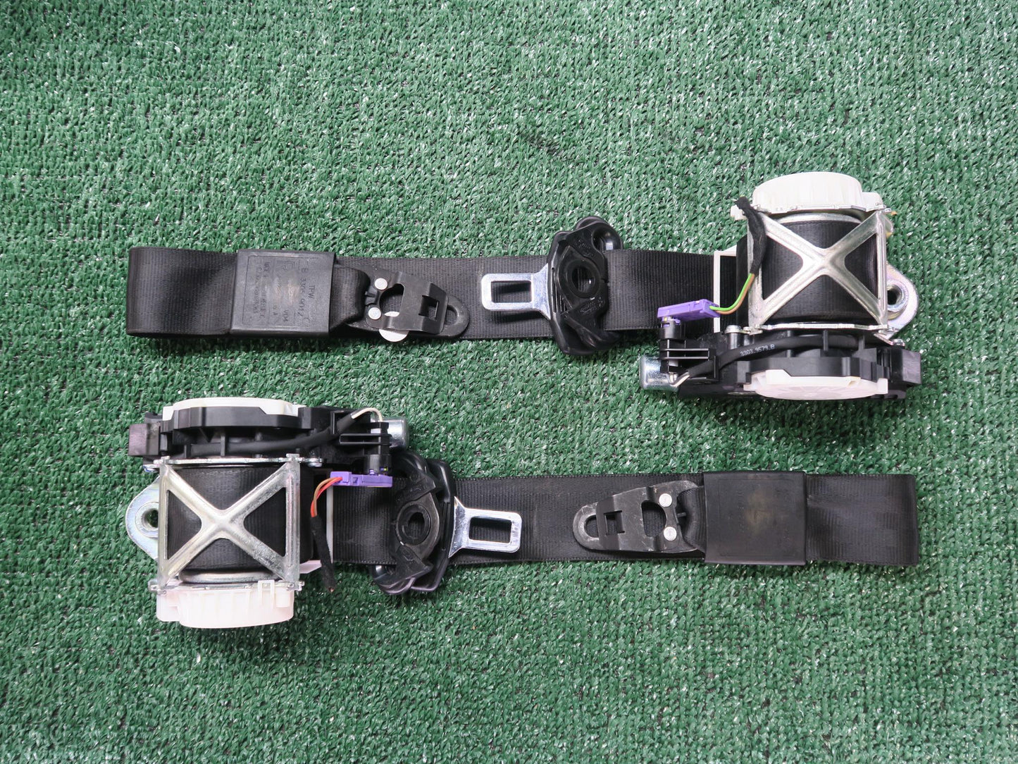 07-09 AUDI Q7 FRONT LEFT & RIGHT SIDE SEATBELT RETRACTOR SET OEM