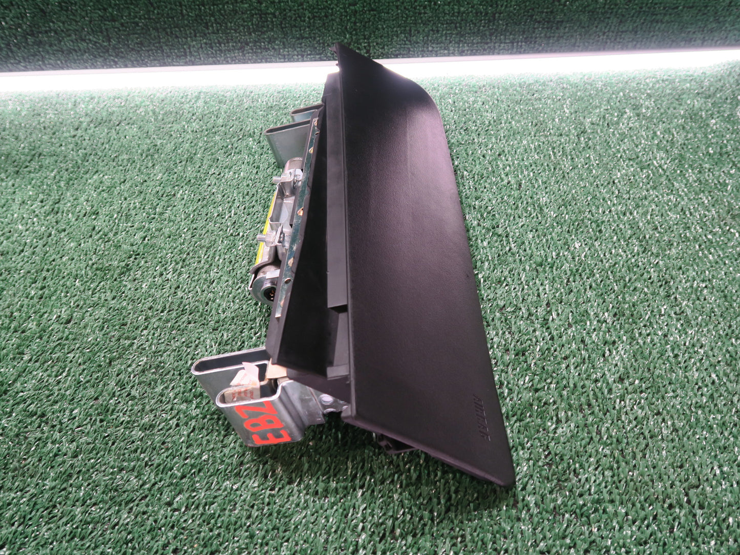 03-08 BMW E85 E86 Z4 FRONT RIGHT PASSENGER SIDE UNDER DASH KNEE SRS AIRBAG OEM