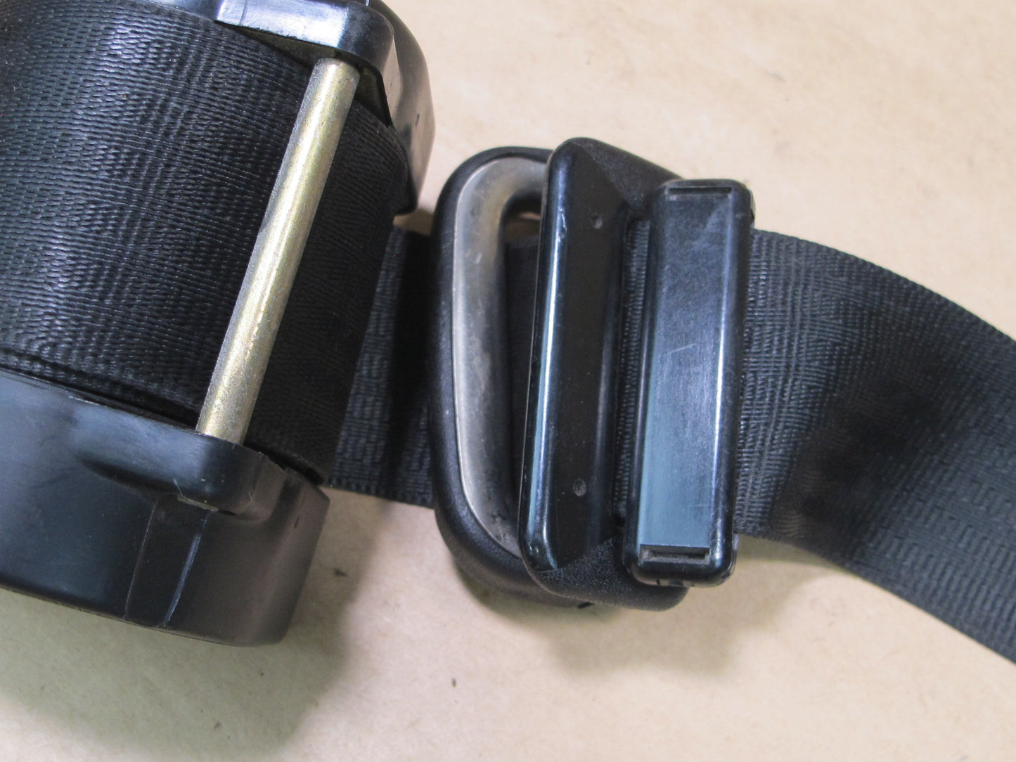 84-91 PORSCHE 928 S FRONT LEFT & RIGHT SIDE SEATBELT RETRACTOR SET OEM