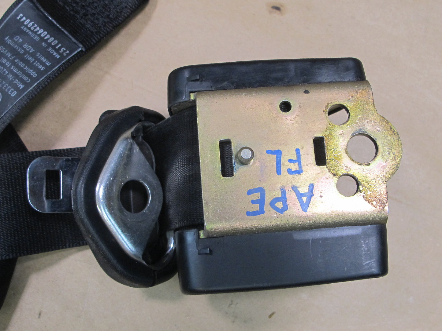 84-91 PORSCHE 928 S FRONT LEFT & RIGHT SIDE SEATBELT RETRACTOR SET OEM