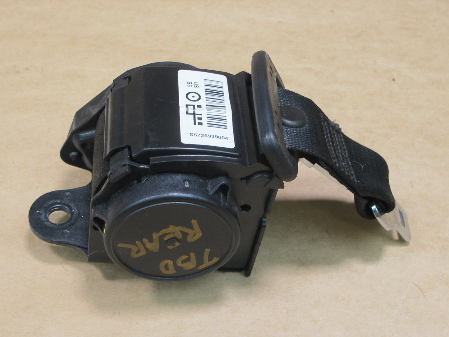 12-18 BMW F30 REAR LEFT CENTER RIGHT SIDE SEATBELT RETRACTOR SET OEM