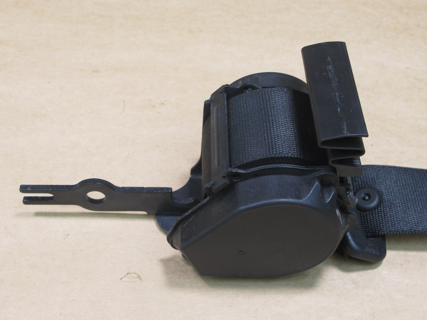 12-18 BMW F30 REAR LEFT CENTER RIGHT SIDE SEATBELT RETRACTOR SET OEM