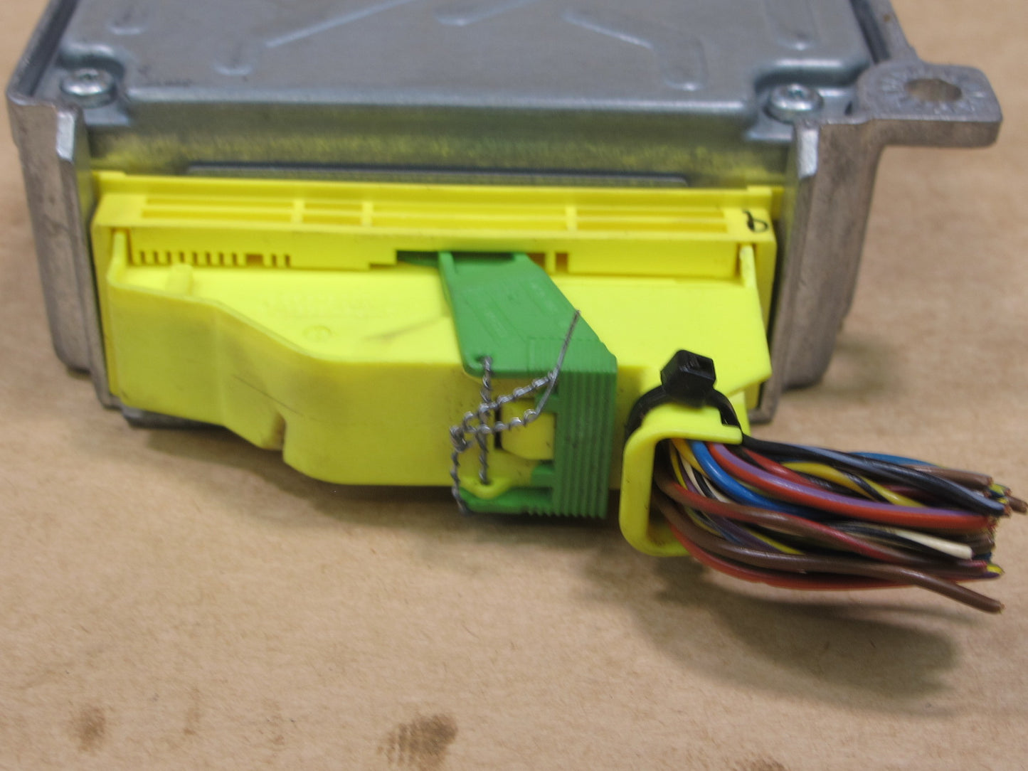 03-08 MERCEDES R230 SL500 SRS AIRBAG CONTROL MODULE UNIT A2308204026 OEM