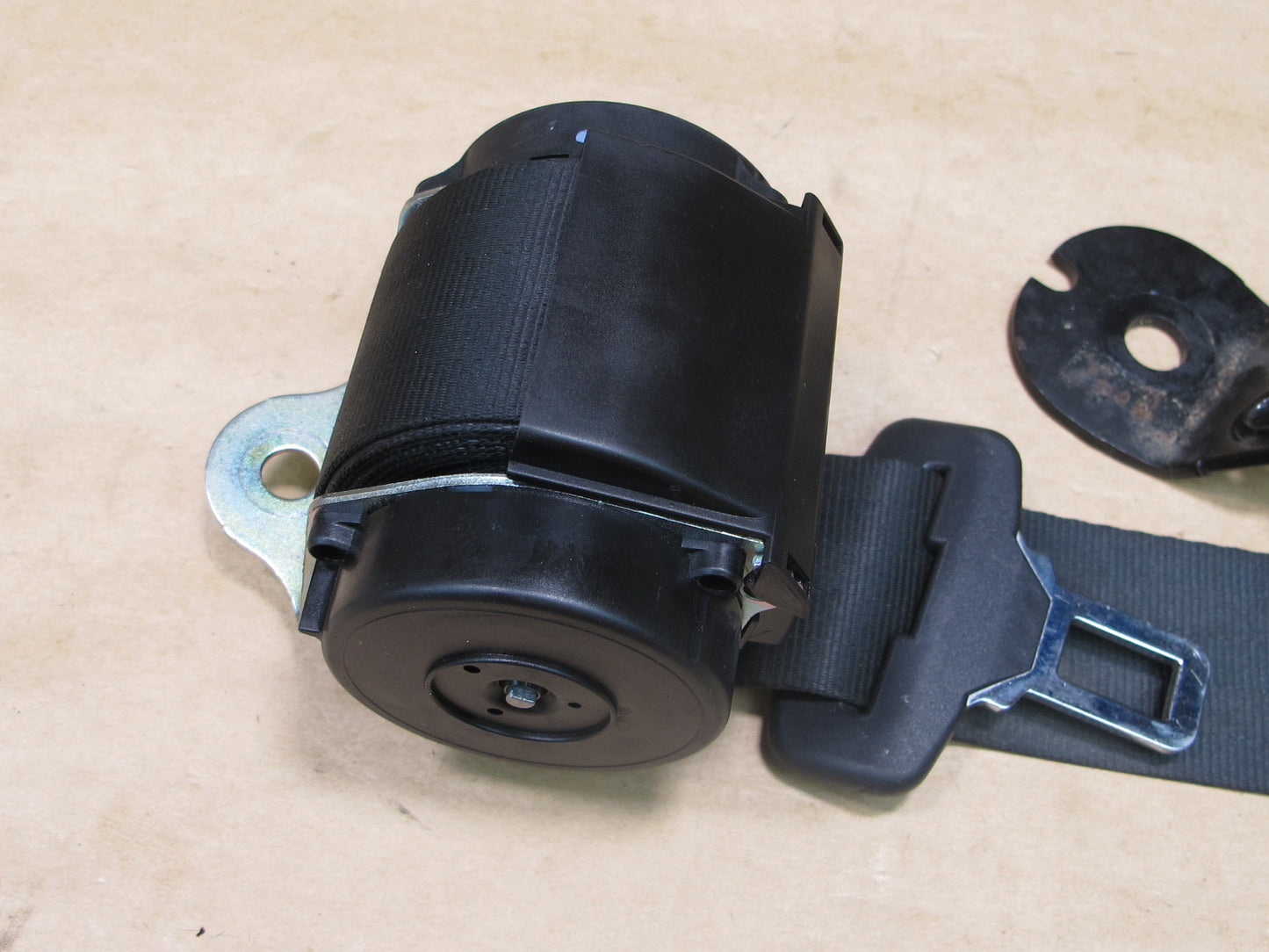 12-18 RANGE ROVER EVOQUE REAR LEFT & RIGHT SIDE SEATBELT RETRACTOR SET OEM
