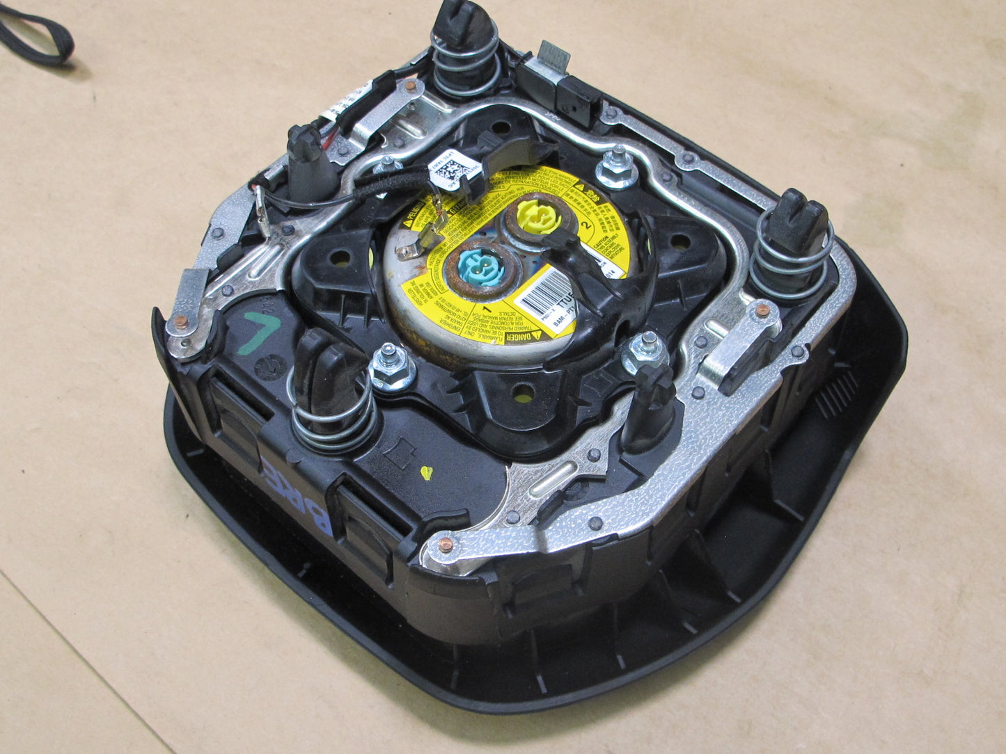 14-18 RANGE ROVER EVOQUE FRONT LEFT DRIVER SIDE STEERING WHEEL SRS AIRBAG OEM