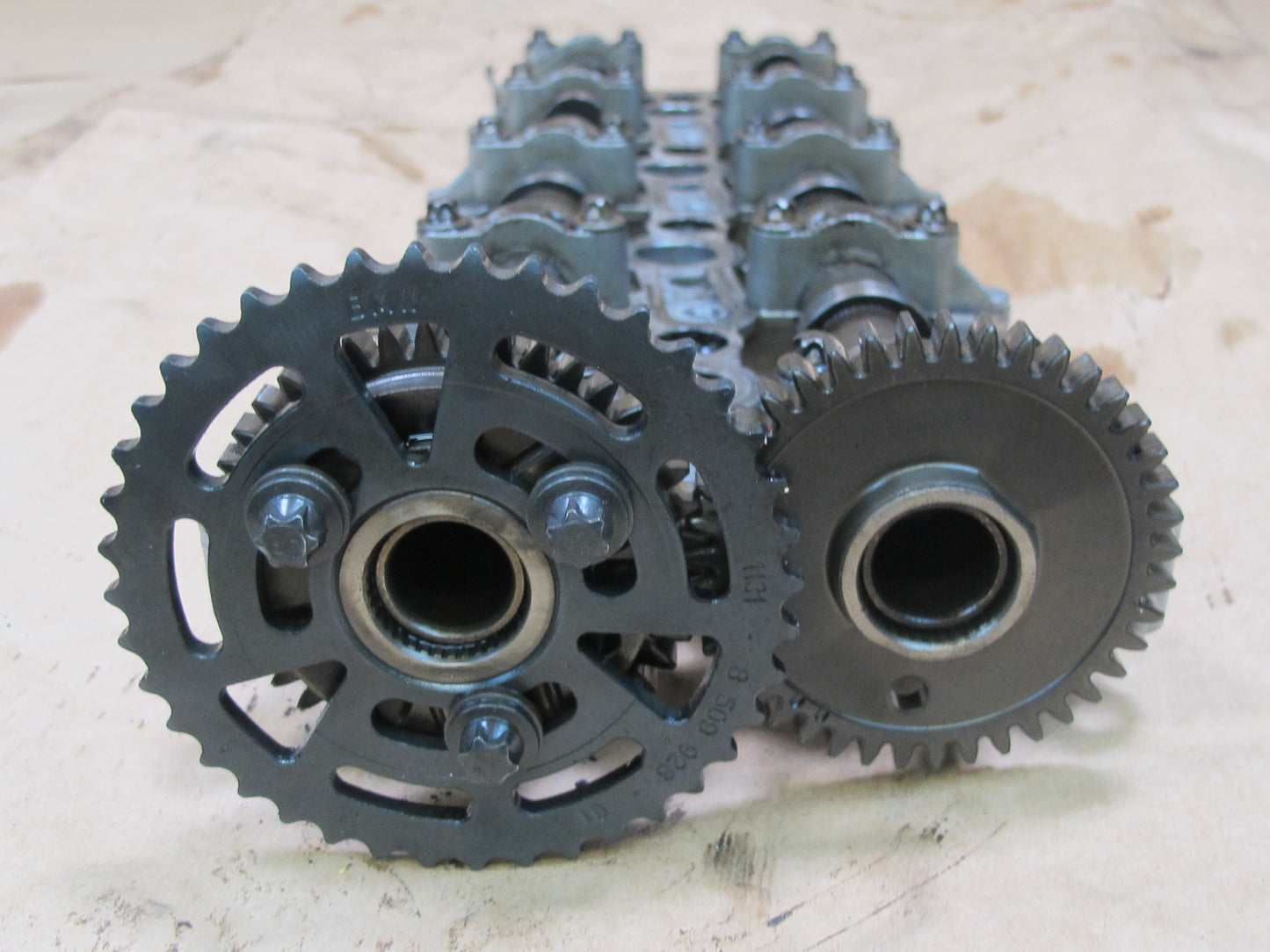 14-18 BMW F30 F31 328dX N47D20C CAMSHAFTS W HOUSING 7797511 OEM