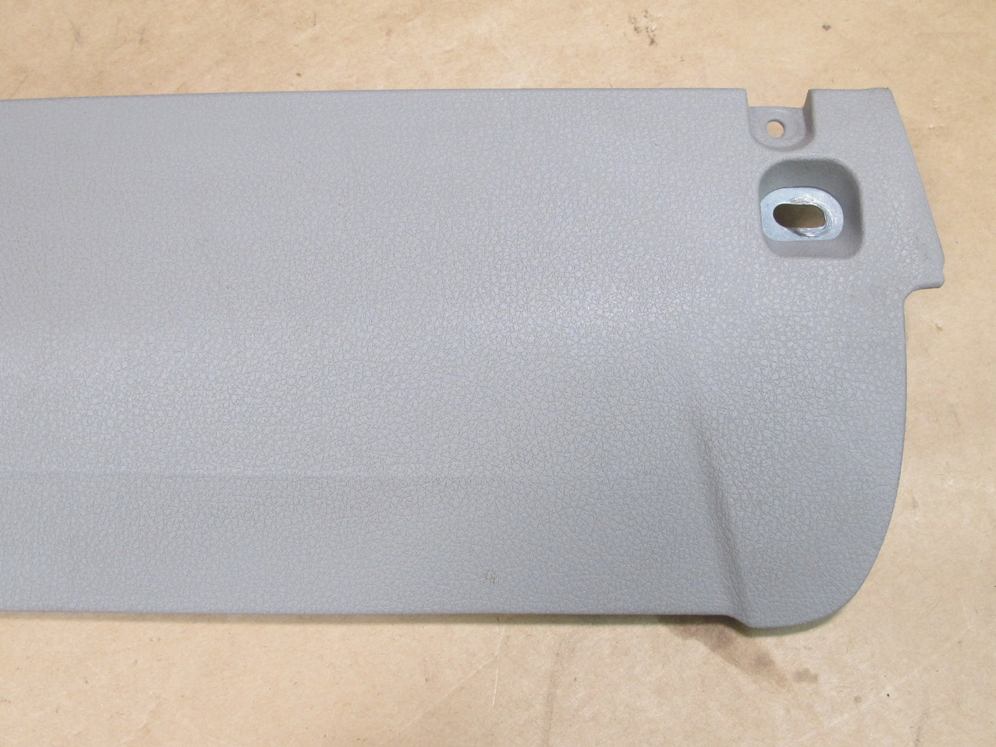 11-16 BMW F10 5-SERIES FRONT RIGHT PASSENGER SIDE UNDER DASH KNEE SRS AIRBAG OEM