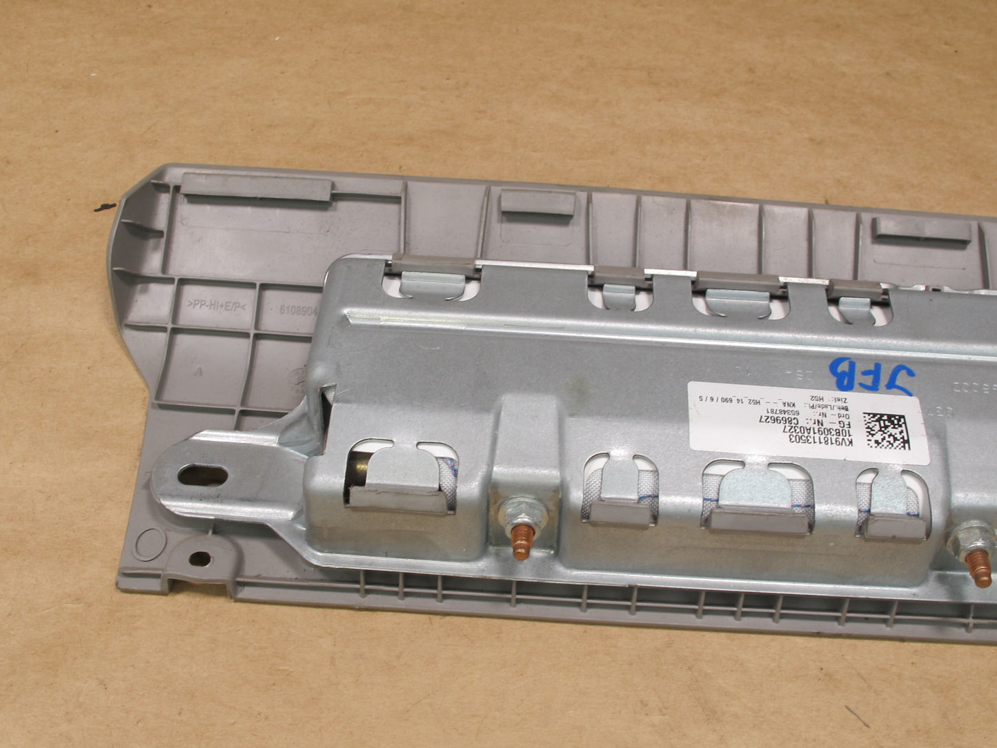 11-16 BMW F10 5-SERIES FRONT RIGHT PASSENGER SIDE UNDER DASH KNEE SRS AIRBAG OEM