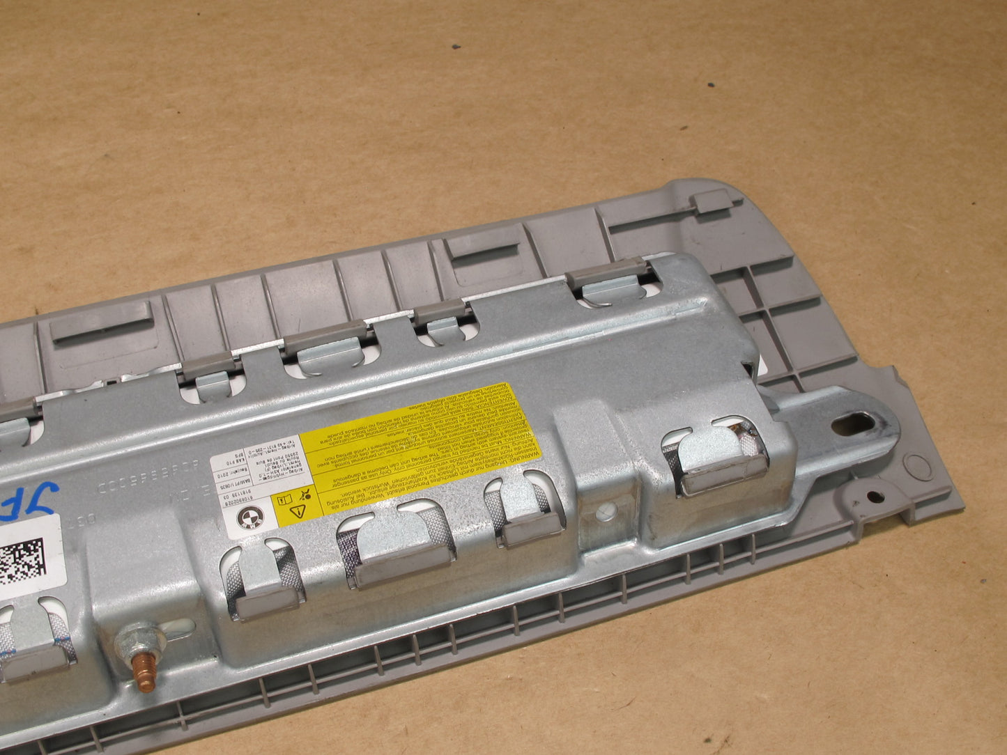 11-16 BMW F10 5-SERIES FRONT RIGHT PASSENGER SIDE UNDER DASH KNEE SRS AIRBAG OEM