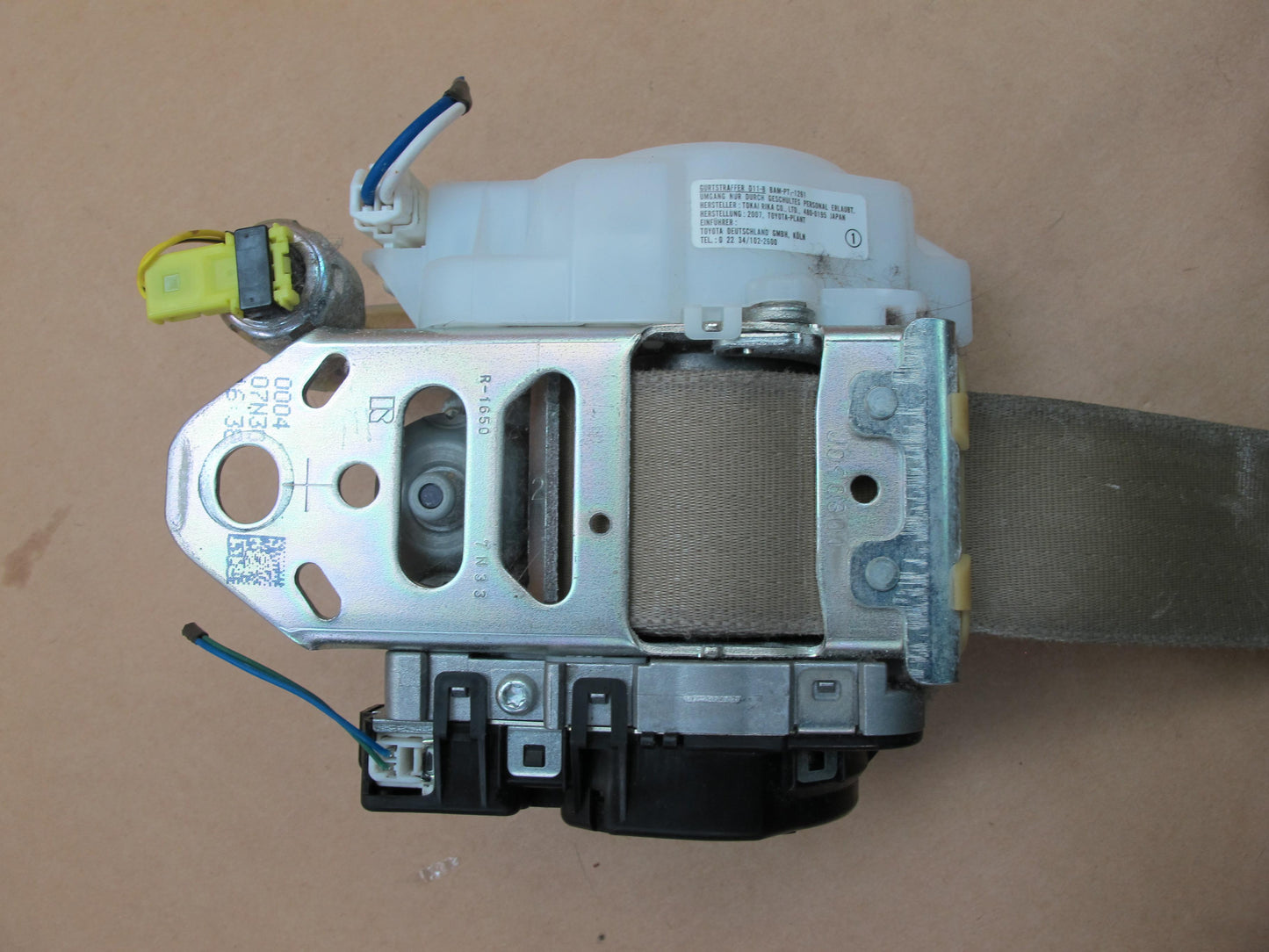 07-12 LEXUS LS460 LS600HL FRONT RIGHT & LEFT SIDE SEATBELT RETRACTOR SET OEM