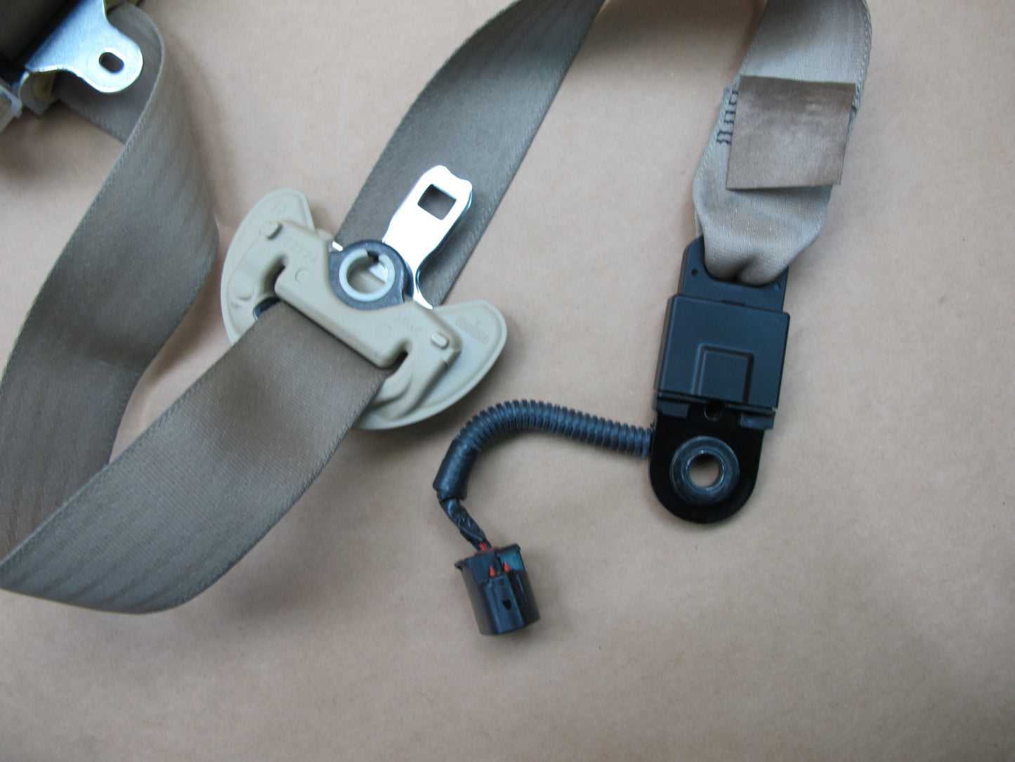 07-12 LEXUS LS460 LS600HL FRONT RIGHT & LEFT SIDE SEATBELT RETRACTOR SET OEM