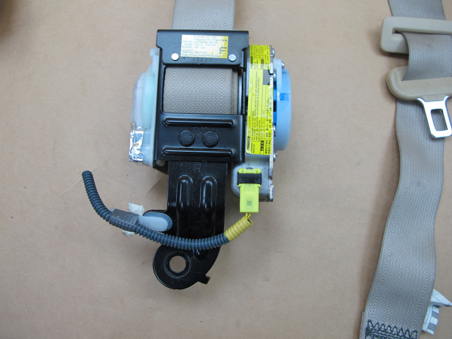 07-12 LEXUS LS460 LS600HL REAR RIGHT CENTER LEFT SIDE SEATBELT RETRACTOR SET OEM
