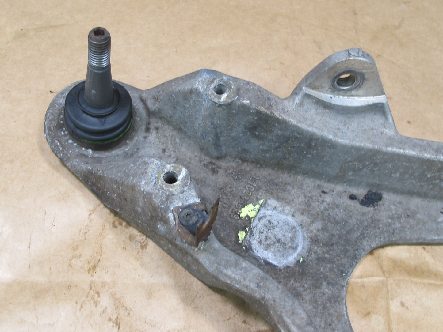 97-04 CHEVROLET CORVETTE C5 FRONT LEFT SUSPENSION LOWER CONTROL ARM OEM