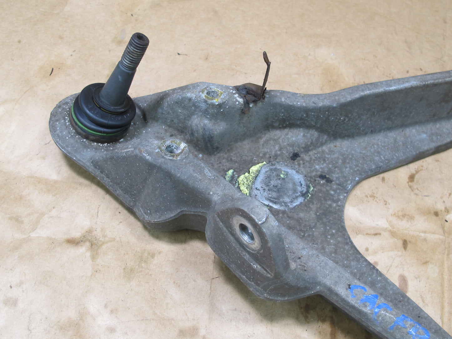 97-04 CHEVROLET CORVETTE C5 FRONT RIGHT SUSPENSION LOWER CONTROL ARM OEM