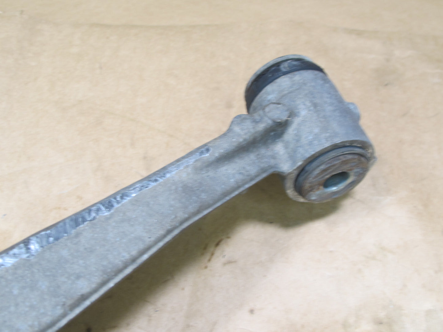 97-04 CHEVROLET CORVETTE C5 FRONT RIGHT SUSPENSION LOWER CONTROL ARM OEM